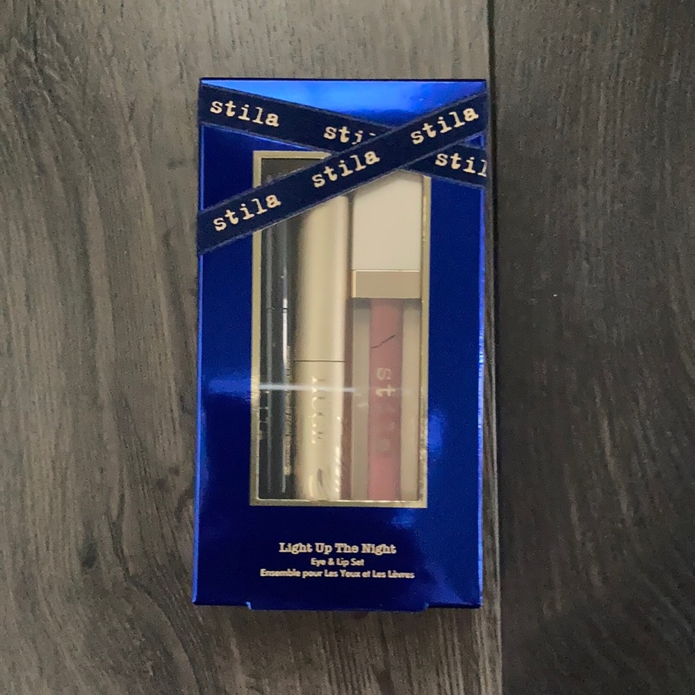 Stila light up the night set